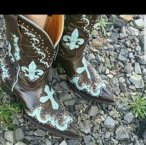 Cowgirl candy boots size 8